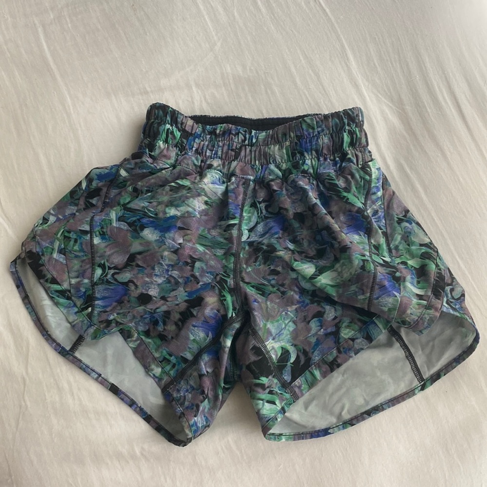 LULULEMON high waisted shorts purple blue and green size 0